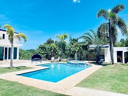 Manati World Point Inn