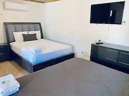 Manati World Point Inn