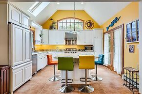 By the Sea Guests Bed & Breakfast & Suites