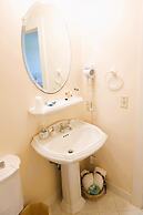 By the Sea Guests Bed & Breakfast & Suites