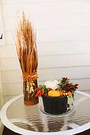 By the Sea Guests Bed & Breakfast & Suites