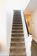 By the Sea Guests Bed & Breakfast & Suites