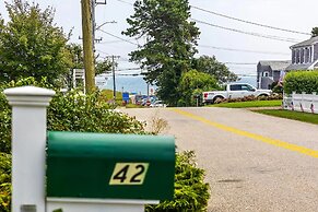 By the Sea Guests Bed & Breakfast & Suites