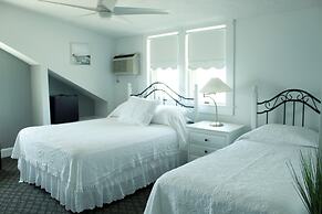By the Sea Guests Bed & Breakfast & Suites