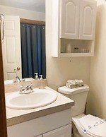 By the Sea Guests Bed & Breakfast & Suites