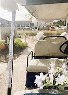 By the Sea Guests Bed & Breakfast & Suites