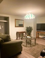 By the Sea Guests Bed & Breakfast & Suites