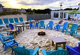 By the Sea Guests Bed & Breakfast & Suites