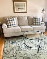 By the Sea Guests Bed & Breakfast & Suites