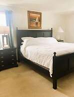 By the Sea Guests Bed & Breakfast & Suites