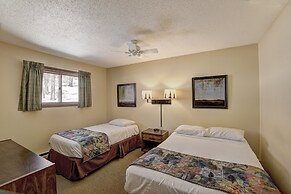 Lake Forest Resort & Club