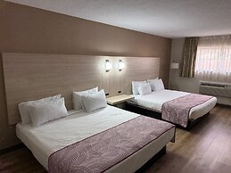 The Floral Park Motor Lodge