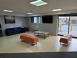 The Floral Park Motor Lodge