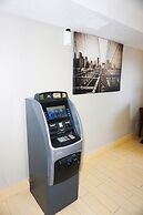 The Floral Park Motor Lodge