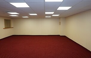 The Floral Park Motor Lodge