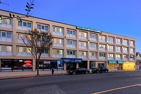 Brighton Suites Hotel