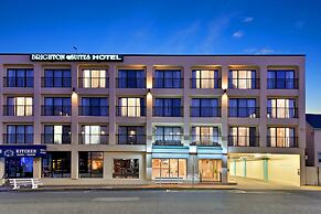 Brighton Suites Hotel