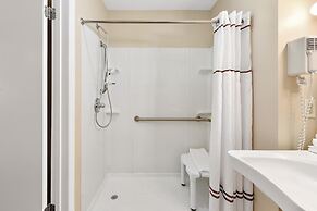 Brighton Suites Hotel