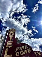 Piazza's Pine Cone Inn
