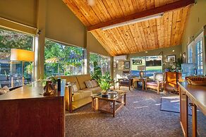 Piazza's Pine Cone Inn