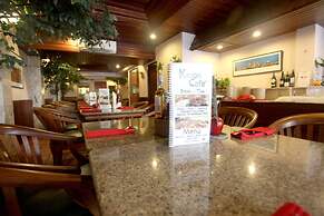 Karon Café Inn