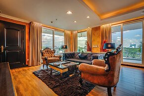 Fields Plaza Condo