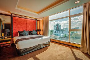 Fields Plaza Condo