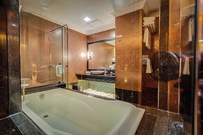 Fields Plaza Condo
