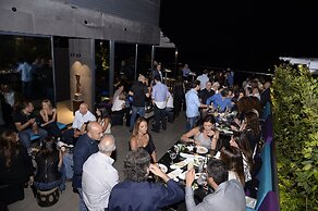 Three ONine Urban House