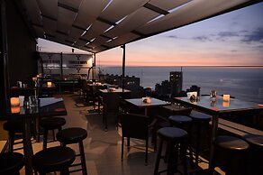 Three ONine Urban House