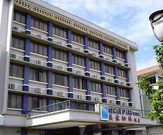 Megah D'Aru Hotel