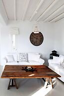 Elia White Residence