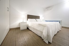 Ferrini Home Residence 150