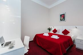 Rembrandt Aparthotel