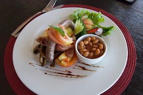 River Crossing Lodge