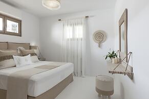 Amalgam Homes Paros