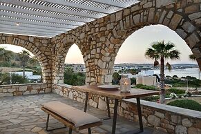 Amalgam Homes Paros