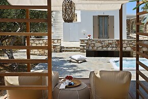 Amalgam Homes Paros