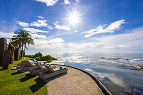 The Royal Purnama Luxury Villas - Adults Only