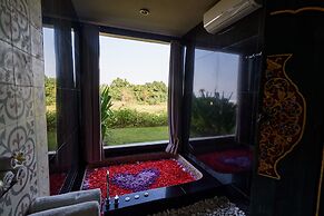 The Royal Purnama Luxury Villas - Adults Only