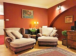 Small Luxury Palace Residence