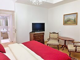 Small Luxury Palace Residence