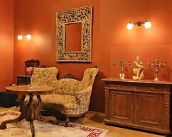 Small Luxury Palace Residence