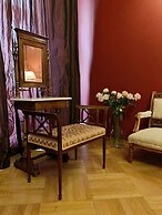 Small Luxury Palace Residence