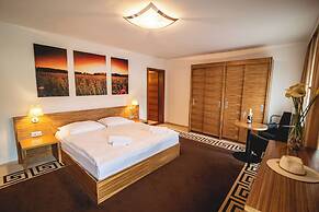 Casino & Hotel ADMIRAL Kozina