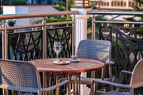 Villa Side Residence