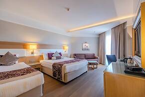 Villa Side Residence