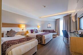 Villa Side Residence