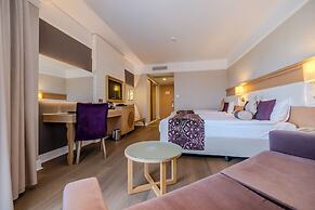 Villa Side Residence