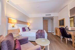 Villa Side Residence